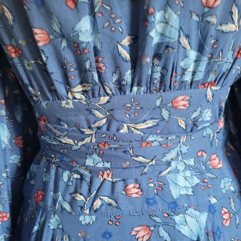 The Clothing Company Blue Floral Long Sleeve Mini Wrap Dress Sz Large - Picture 9 of 13